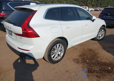 2019 Volvo Xc60 T5 Momentum z USA, uszkodzony, nr VIN LYV102DK5KB307715